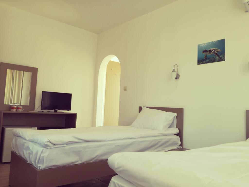 Siana House Hotell Ravda Exteriör bild