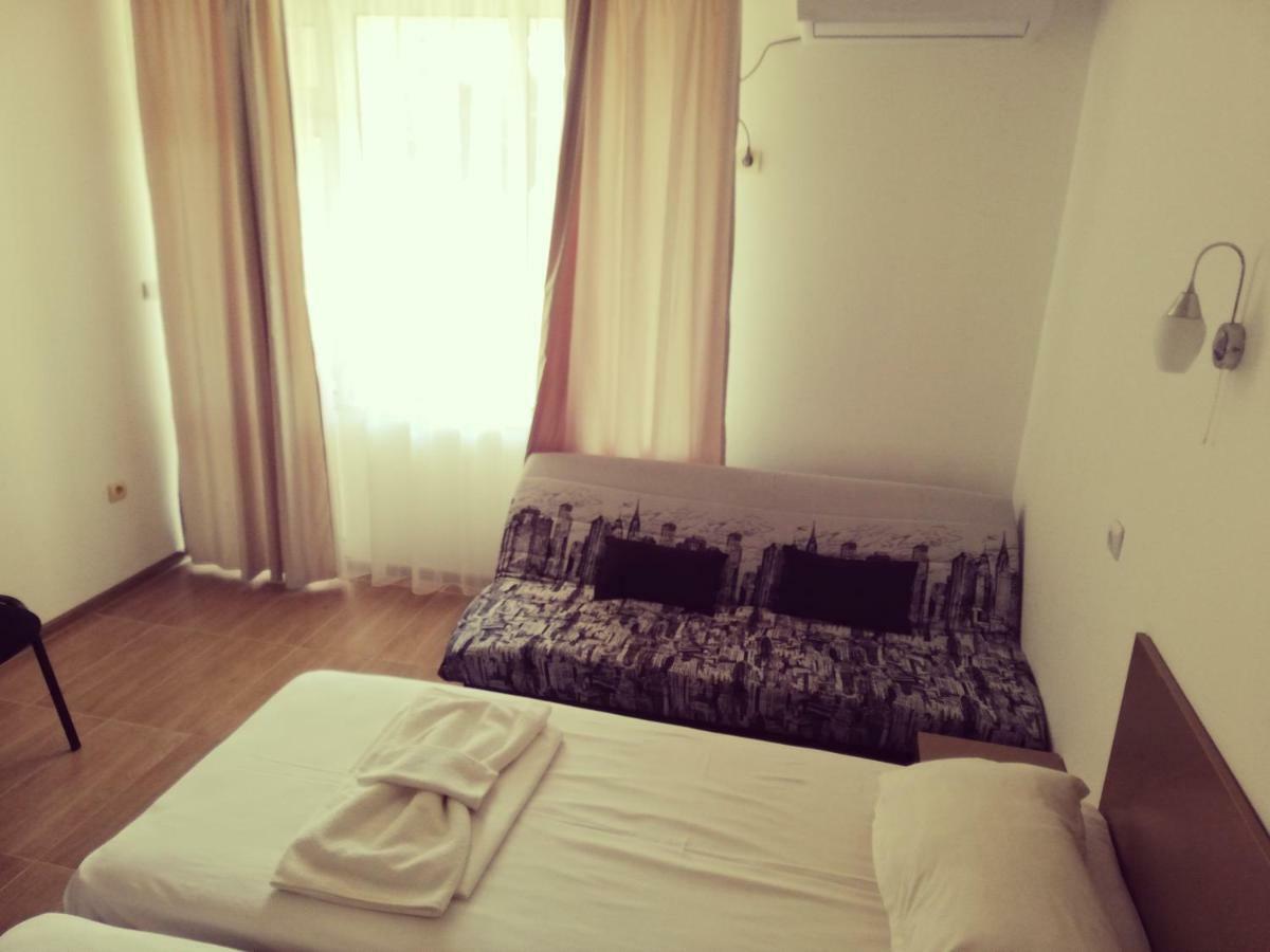 Siana House Hotell Ravda Exteriör bild